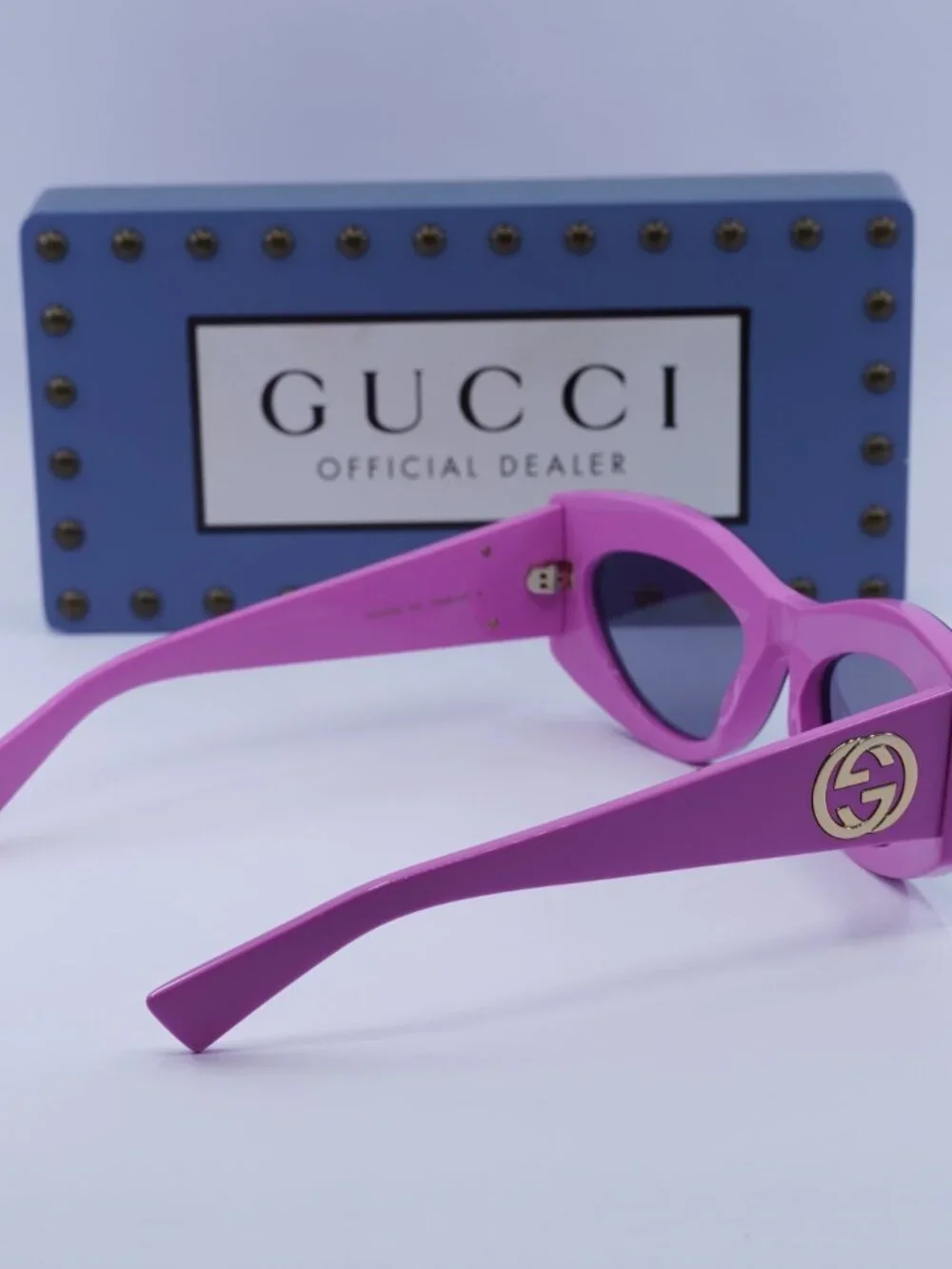 Gucci GG1843S 005 Cat Eye Sunglasses - Black/Fuchsia / Grey